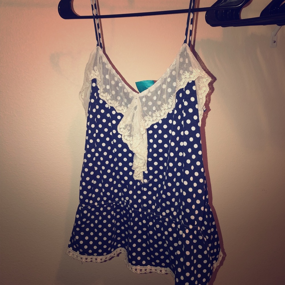 Tank top polka dotted navy blue and white